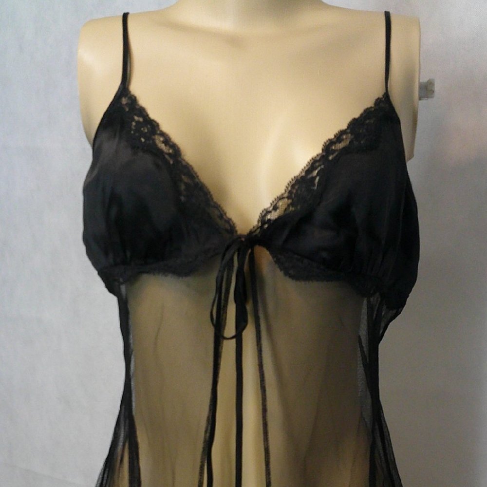 M Victoria's Secret Silk & Nylon Mesh Tie-Front Chemise w/Lace Trim